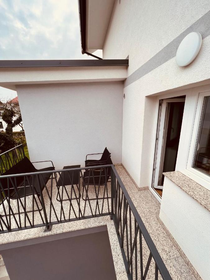 Pjagodic Hotel Cerklje - 5Min To Airport Cerklje na Gorenjskem Exterior photo
